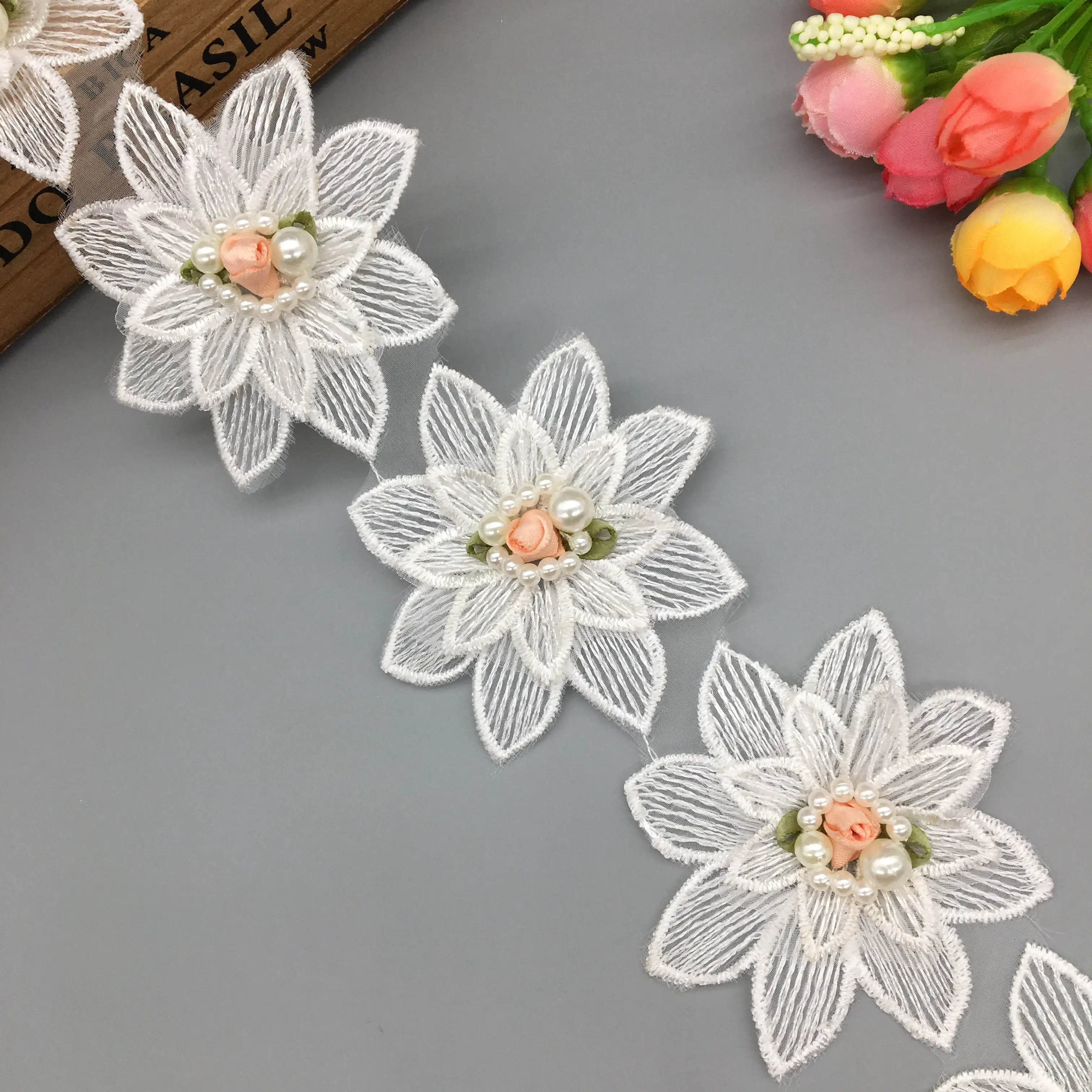 30x Vintage Pearl Flower Eyelash Embroidered Lace Trim Ribbon Handmade Applique