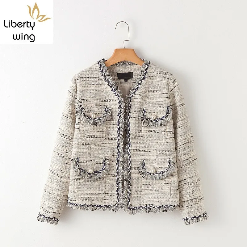 

Designer Runway Beige Tassel Tweed Jacket Women Spring Autumn Chic Slim Long Sleeve O-Neck Pearls Pocket Coat Chaqueta Mujer