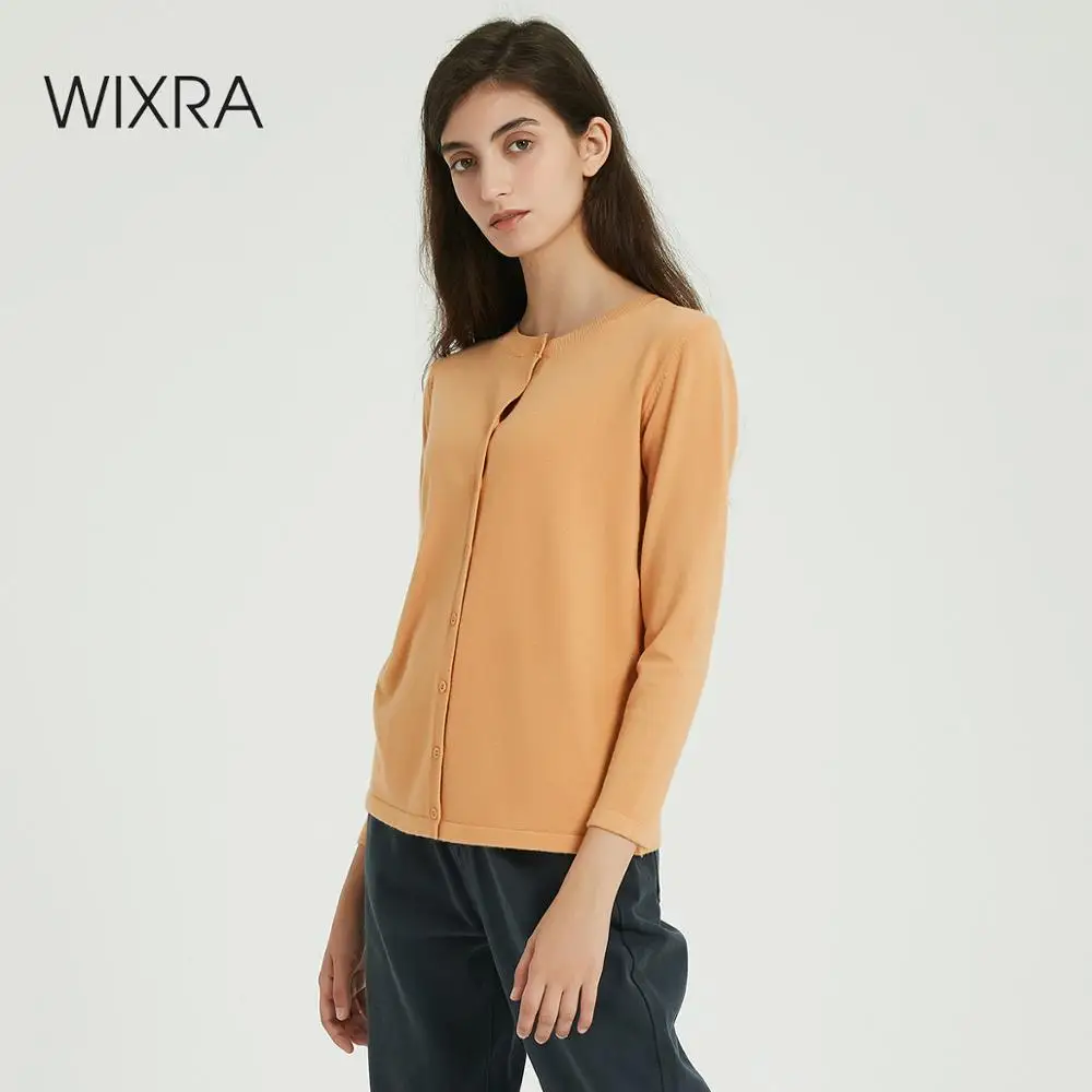 Женский вязаный кардиган на пуговицах Wixra простой однотонный мягкий свитер