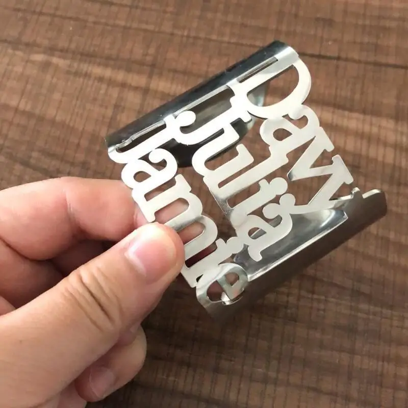 

Personalized 3 Name Bangles Customized Stainless Steel Adjustable Big Size Women Family Cuff Bracelet For Anniversary Gift