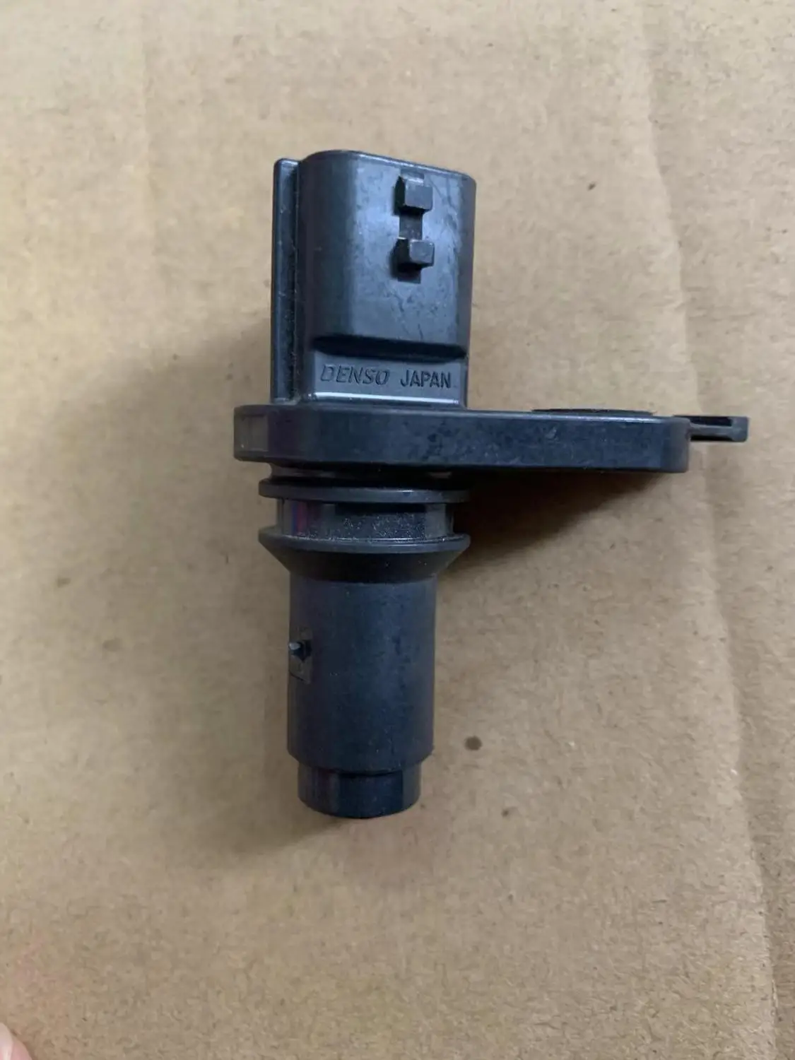 23731 ED01A Original New Crankshaft Position Sensor For Nissan Versa