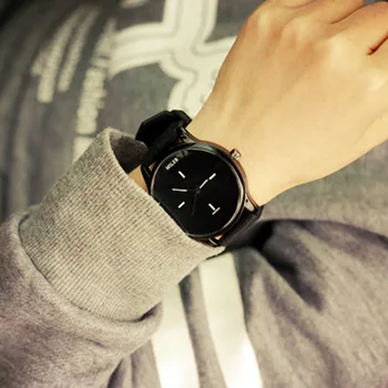 

High Quality Fashion Brand Soft Silicone Strap Jelly Quartz Watch Wristwatches for Women Ladies Lovers Black White Rose Band