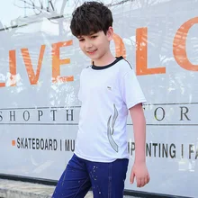 Детская футболка г. Новая Стильная летняя белая рубашка тонкая футболка со светоотражающими полосками с вырезом лодочкой и короткими рукавами для мальчиков