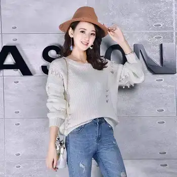 

Women O-neck Solid Fashion Hole Knitted Sweater Pearl Clasp Sweet Knitted Pullovers Comfort Simple Sweater Female Spring Autumn