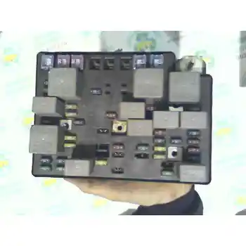 

12193690 box Reles/Fuses Kia Shuma 1.8