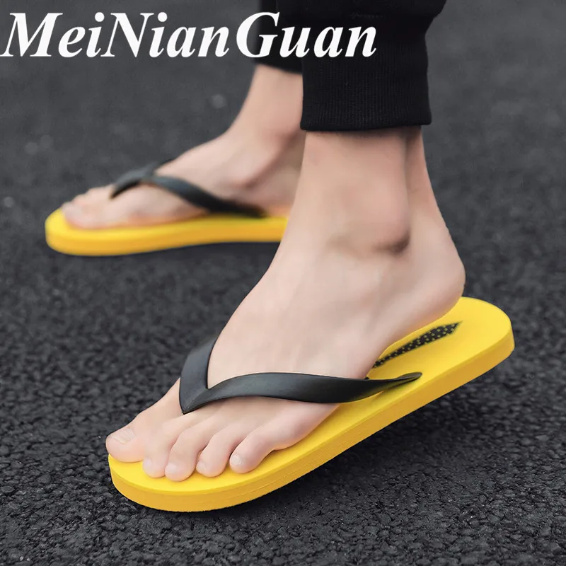 

Summer Men's Shoes High Quality Man Slippers Comfortable Mens Flip Flops Teenager Flat Bathroom Slippers Hot Sale Men Shoe L7