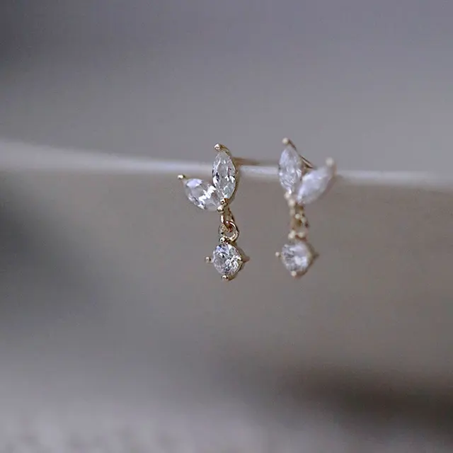 925 Sterling Silver French Simple Crystal Bud Stud Earrings Women Light Luxury Temperament Wedding Party Jewelry Gift 2