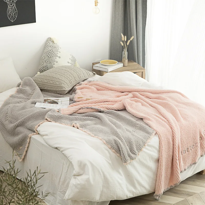 

Yi man Super Soft Knitted Thread Blanket Home Soft Loading Accessories Do Company Nap Keeps in a Soft Blanket