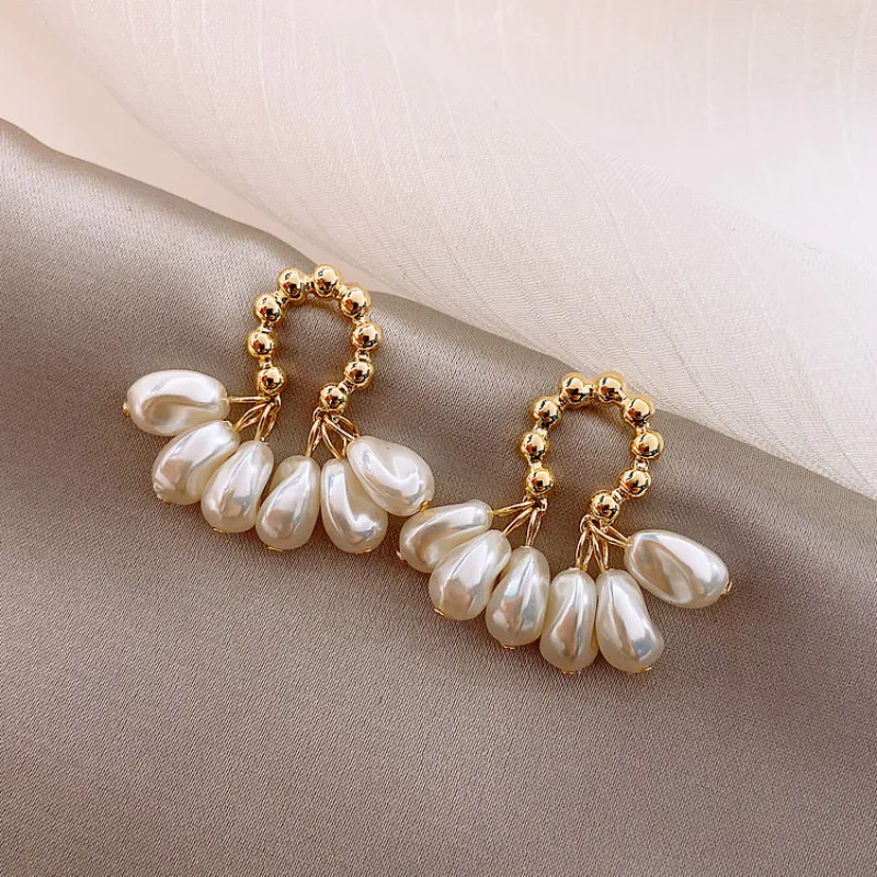 Pearl Earrings Pendant Earrings South Korea New Fashion Baroque Pearl Earrings Temperament Personality Versatile Pendant Earrings Elegant Jewelry For Women