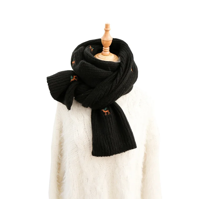

2020 autumn and winter new scarf female Korean student couple knitting deer embroidery thickening warm Harajuku small fresh bib