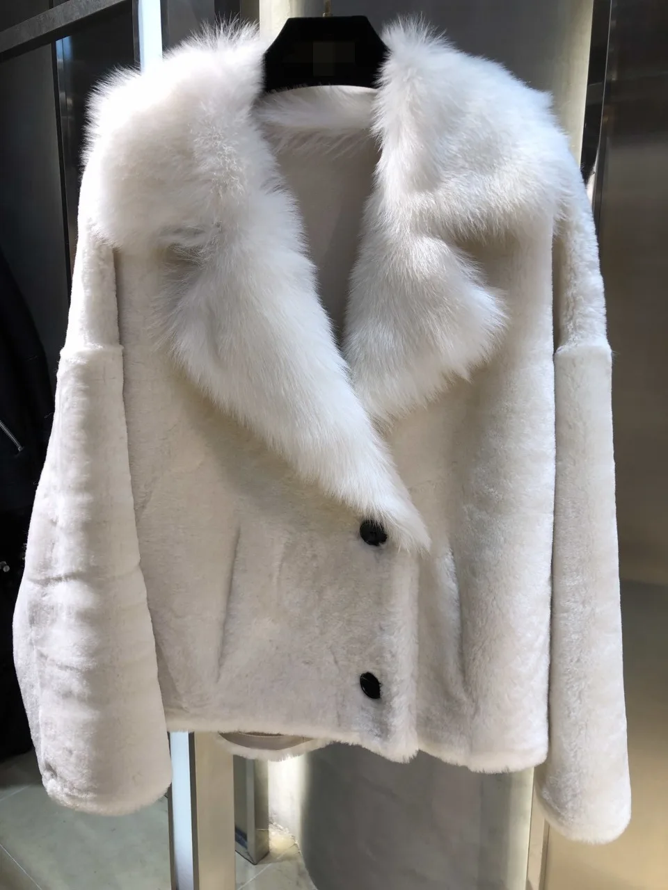 Осенняя и зимняя новая женская Высококачественная модная короткая куртка с длинными рукавами и овечьим мехом 1025