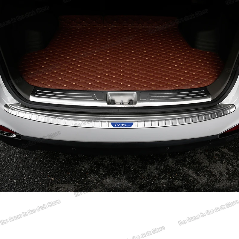 Lsrtw2017 car trunk panel trim cover protector for