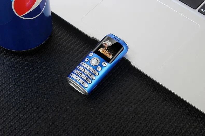 blue Супер Мини K8 кнопочный мобильный телефон, две sim-карты, Bluetooth, камера, дозвон, 1,0 дюймов, Hands Phone, MP3, маленький китайский дешевый мобильный телефон - Цвет: blue