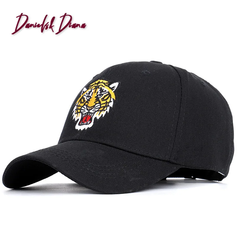 

new 2020 Big Tigers embroidered baseball caps for men and women in spring and summer.