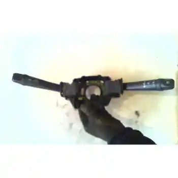 

9441242 98W31 Command Multifunction Volvo S80 Saloon 3.0 24v Cat