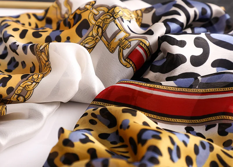 Женский шелковый шарф, роскошные леопардовые шали, дамские обертывания, дизайнерская цепочка, с принтом, накидка для пляжа, хиджаб, бандана, Пашмина, весенние шарфы