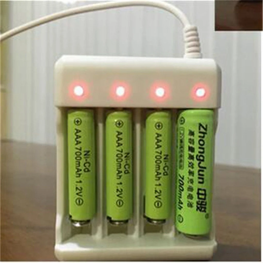 Зарядное устройство с 4 слотами USB для быстрой зарядки зарядка батарей аа защитой