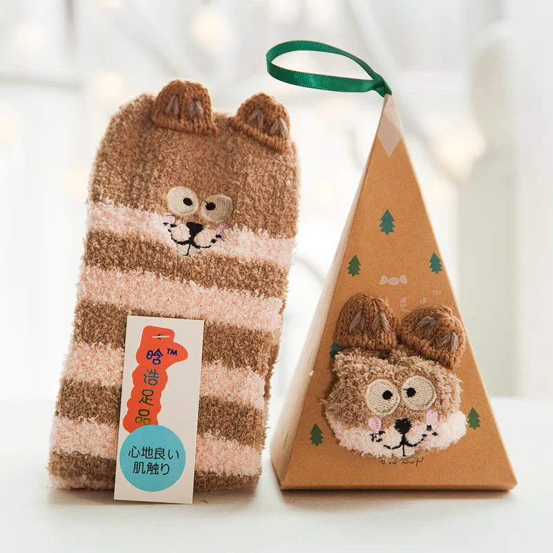 Cute Animal Design Christmas Socks 3D Fluffy Coral Velvet Thick Warm Winter Sock for Women New Year Gift Sox with Box