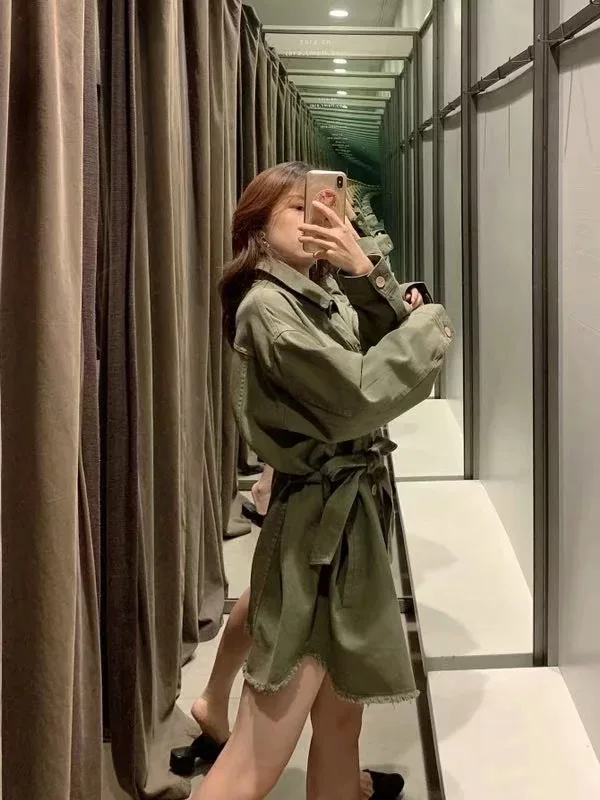 

Pp01 Fold-down Collar Long Sleeve with Belt Jacket