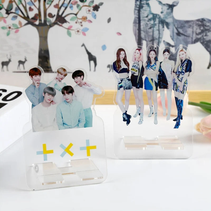 

Kpop TXT Straykids Blackpink Twice Acrylic Stand Action Figure Doll Seventeen ITZY GOT7 Standing Action Table Decor