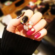 Конечный продукт Маникюр 24 штук в штучной упаковке заклепки поддельные ногти черный и белый с рисунком маникюр патч фототерапия a L25