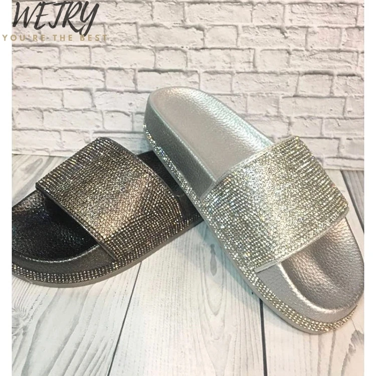 

Women Summer Glitter Slippers Soft Sole Slides Women Shoes Crystal Diamond Bling Beach Slides Sandals Slip On Flip Flops