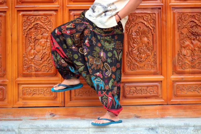 Pantaloni Harem di cotone fatti a mano dal Nepal, Pantaloni Boho