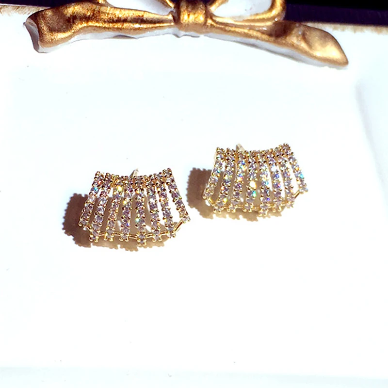 New Arrives Super Shine Micro Inlaid CZ Circle Earring for Women AAA Cubic Zirconia Luxurious Charm Stud Earrings Jewelry Gift - Image 5