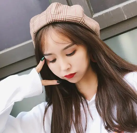 H7485 женский осенне-зимний берет шляпа Женская японская Ретро клетчатая береты Кепка Корейская Уличная Повседневная Студенческая Кепка для колледжа - Цвет: Хаки