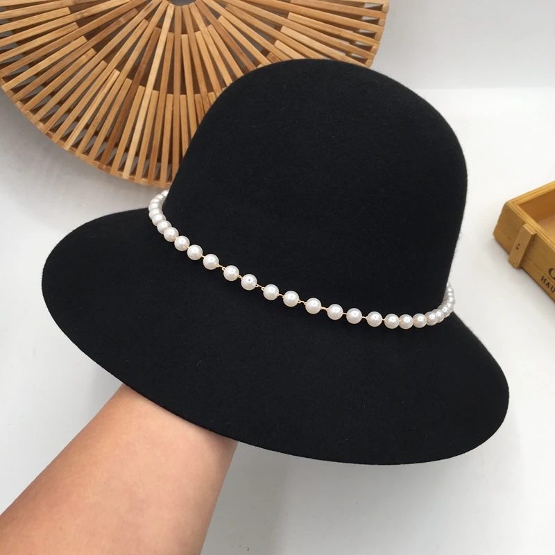 Small sweet wind restoring ancient ways about pearl chain wool fisherman hat female celebrities fashion elegant British han edit
