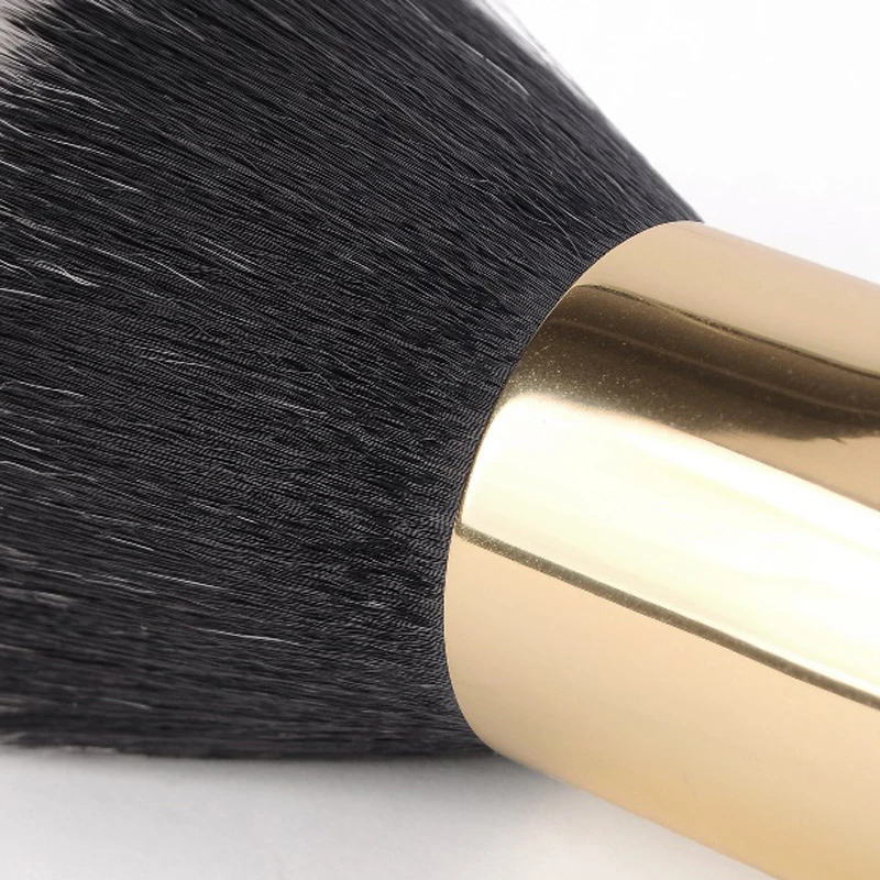 1 pc Makeup Brush Blush Cosmetic Tool Professional Soft Comfortable Portable Make Up Girls Beauty Accessories
