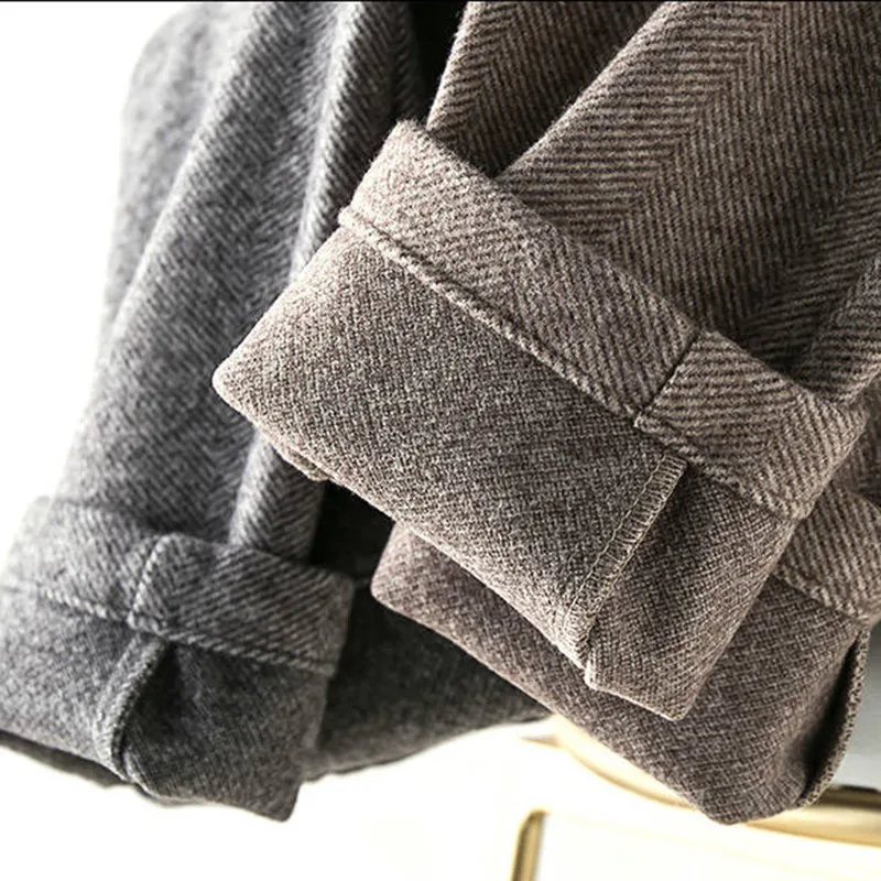 Рисунок 5 - Женские осенние брюки