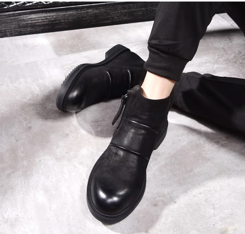 4832318829_2071457726