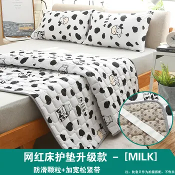 

4D Breathable Bamboo Fiber Mattress Foldable Floor Tatami Single Double Student Mattress Topper