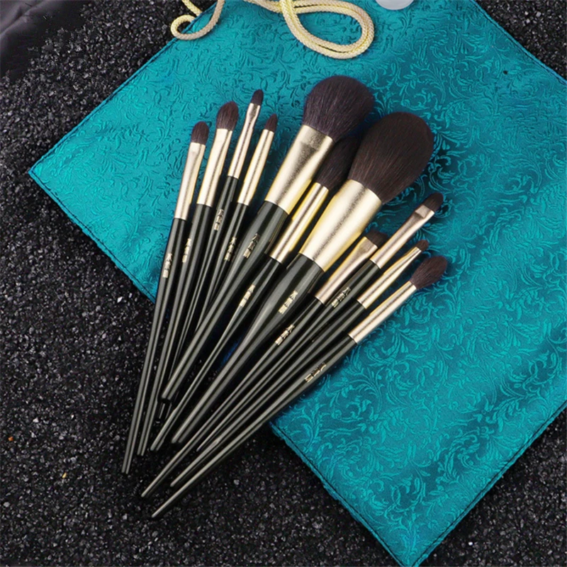 Кисти для макияжа 11 шт. в комплекте темно зеленая кисть из козьей беличьей шерсти