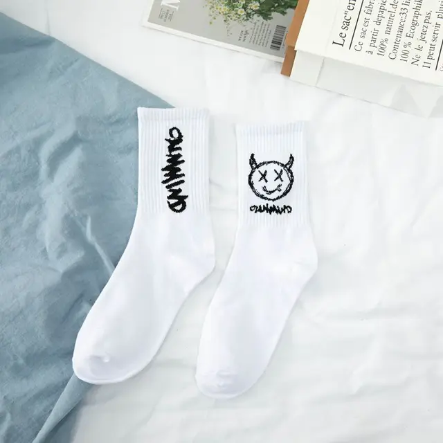 Cotton Cartoon Pattern Hip Hop Style Breathable Mid Tube Socks Women Skateboard Socks 1Pair Soft Long Sock for Men Japanese 4
