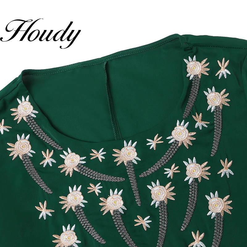 New Spring Summer Women Dress Large Size Loose Oneck Pattern Embroidery Long Skirt Trumpet Sleeves Green Temperament Long Skirt