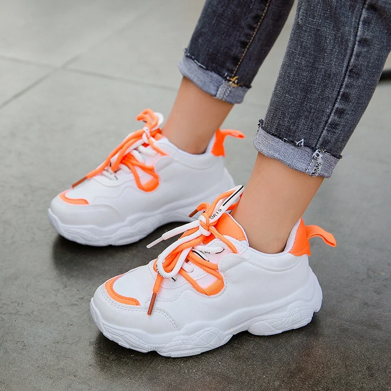 Boys' and girls' sneakers spring and summer 2020 new middle and large children's shoes girls' soft sole all-in-one children's te