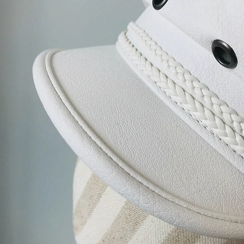 18440136424_2003701589