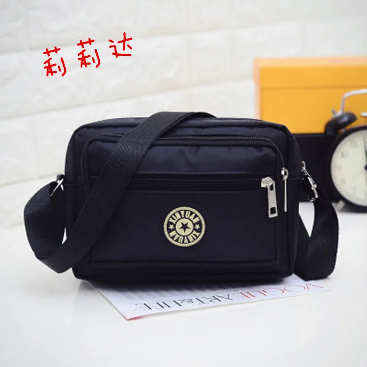 Новая стильная нейлоновая женская сумка, Повседневная маленькая Цветочная женская сумка через плечо, десять юаней, товаров