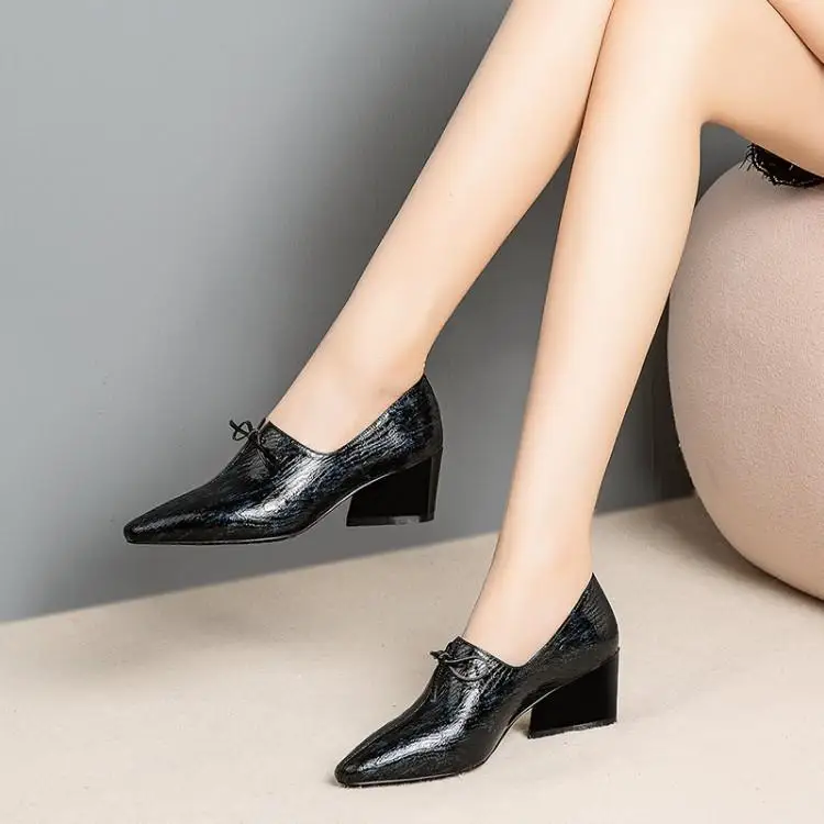 

Deep mouth single shoe high heels British wind tip middle heel shoes woman thick heel layer cowhide 5cm black heels