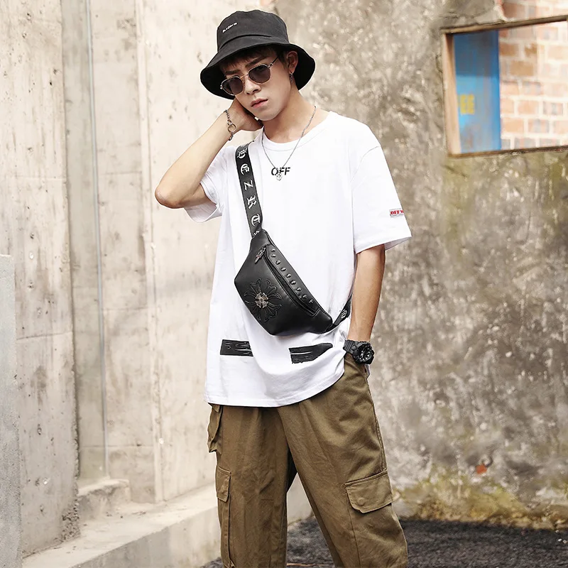 

The new Korean version of outdoor sports leisure waist bag riding satchel tide men's bag fashion rivet small chest bag