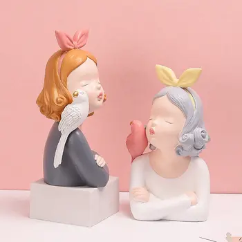 

Modern Creative Girl Sculpture Resin Crafts Ornaments Home Livingroom Table Figurines Crafts Cafe Desktop Statue Decoration Art