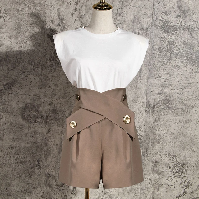 Elegant patchwork shorts with high waist