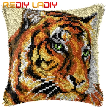 

Latch Hook Cushion King of Beast Pre-Printed Canvas Cushion Cover Acrylic Yarn Crochet Pillow Case Set Hobby & Crafts Home Decor