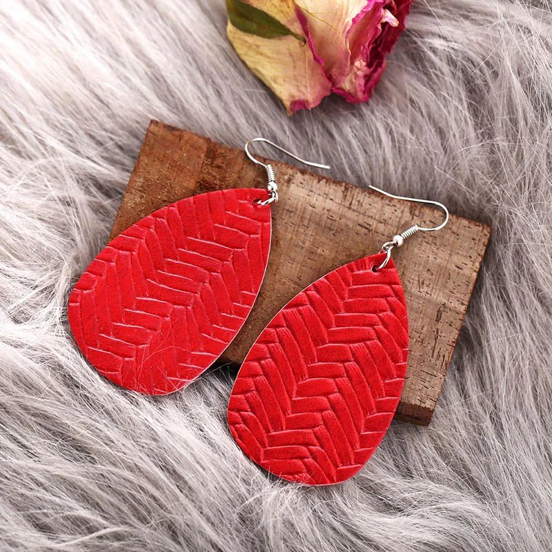 12779934396_793437558