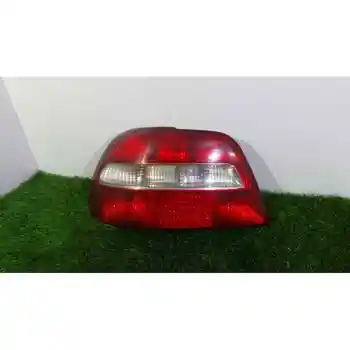 

1213953 Left Rear light Volvo V40 Estate (645)