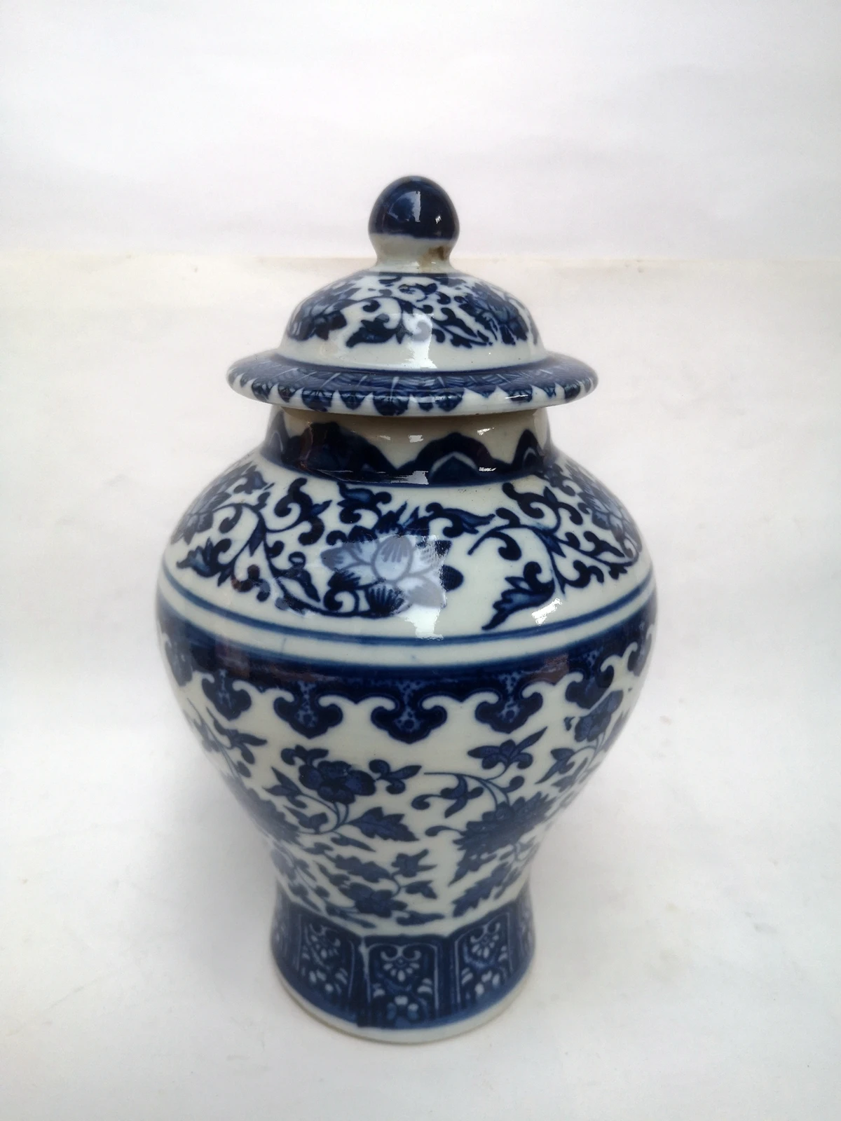 

YIZHU CULTUER ART Collection Chinese Old blue-and-white Porcelain Flower Tea Vase Jar H 7.0 inch Family Decoration Gift