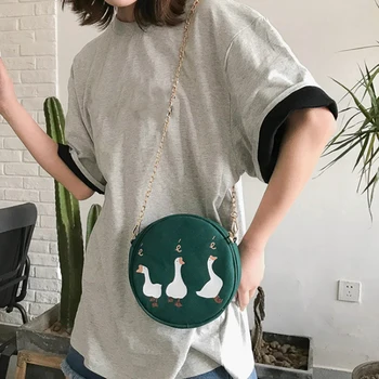 

Small Crossbody Bag For Women Canvas Round Bag Cartoon Goose Printing Metal Zipper Simple Women Shoulder Bag Chain