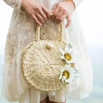 

2020 Round straw bag flower straw beach bag weaving women's vacation bag girl rattan Woven shoulder portable messenger bag